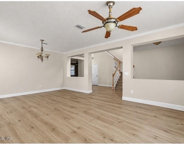 12337 Cardinal Creek Drive - Photo Thumbnail 10