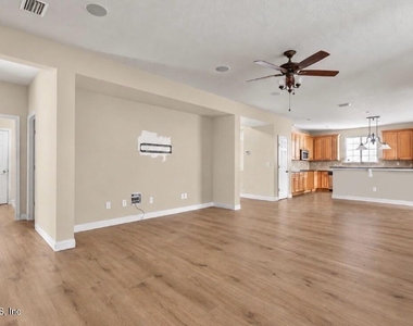 12337 Cardinal Creek Drive - Photo Thumbnail 4