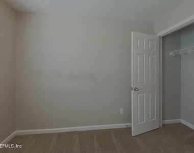 77094 Crosscut Way - Photo Thumbnail 10