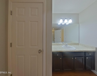 77094 Crosscut Way - Photo Thumbnail 8