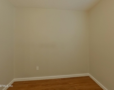 77094 Crosscut Way - Photo Thumbnail 5
