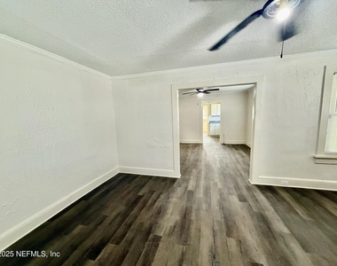 1130 E 16th Street - Photo Thumbnail 9