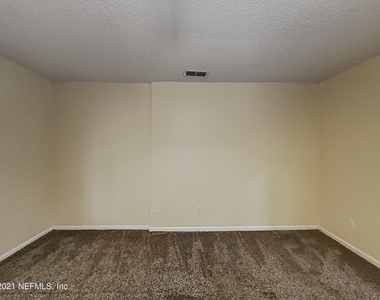 3382 Millcrest Place - Photo Thumbnail 7