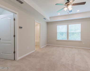 55 Pantano Vista Way - Photo Thumbnail 37