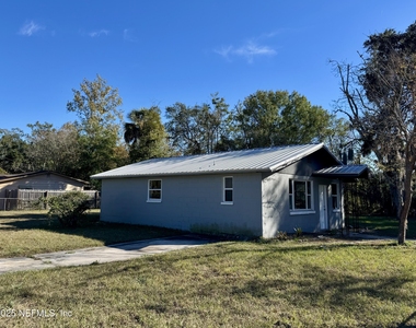5213 Mcmanus Drive - Photo Thumbnail 1