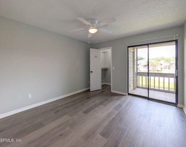 10200 Belle Rive Boulevard - Photo Thumbnail 17