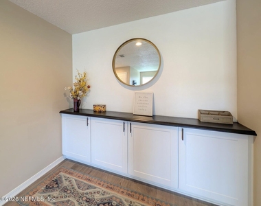 10200 Belle Rive Boulevard - Photo Thumbnail 8