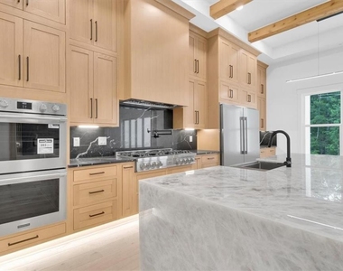 1330 Upchurch Road - Photo Thumbnail 10