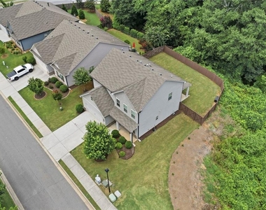 896 Brighton Park Circle - Photo Thumbnail 2
