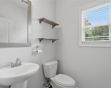 896 Brighton Park Circle - Photo Thumbnail 33