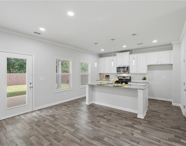 896 Brighton Park Circle - Photo Thumbnail 15