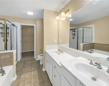 2511 Gadsen Walk - Photo Thumbnail 25