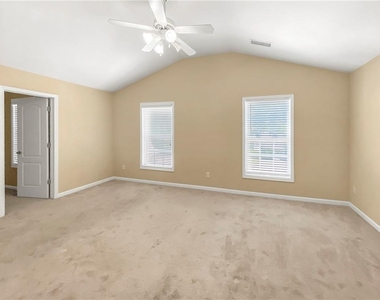 2511 Gadsen Walk - Photo Thumbnail 21
