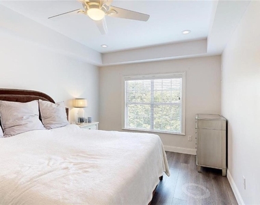 3275 Lenox Road Ne - Photo Thumbnail 32