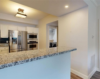 3275 Lenox Road Ne - Photo Thumbnail 5