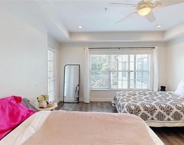 3275 Lenox Road Ne - Photo Thumbnail 18