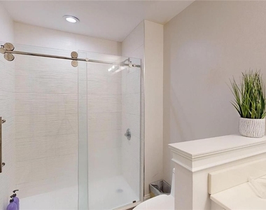 3275 Lenox Road Ne - Photo Thumbnail 35