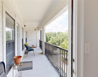 3275 Lenox Road Ne - Photo Thumbnail 21