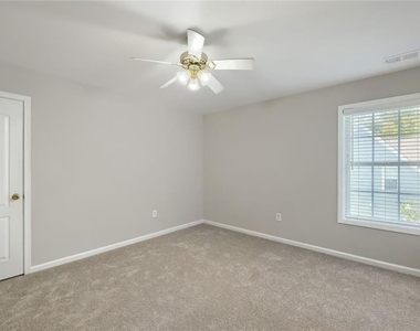 2979 Savannah Walk Lane - Photo Thumbnail 18