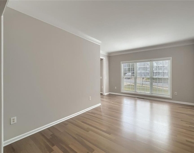 2979 Savannah Walk Lane - Photo Thumbnail 4