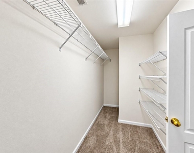 949 College Place Court Nw - Photo Thumbnail 11