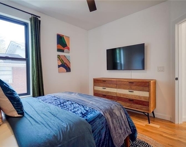 825 Barnett Street - Photo Thumbnail 22