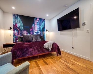 825 Barnett Street - Photo Thumbnail 29