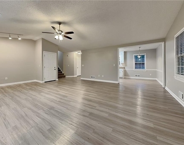 2211 Grayfield Drive - Photo Thumbnail 1