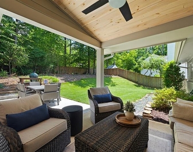 3647 Keswick Drive - Photo Thumbnail 14