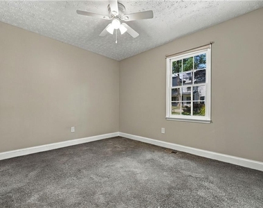 1124 Love Street Se - Photo Thumbnail 10