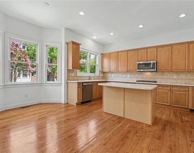 5861 Riverstone Circle - Photo Thumbnail 16