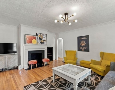 1103 Atlantic Drive Nw - Photo Thumbnail 4
