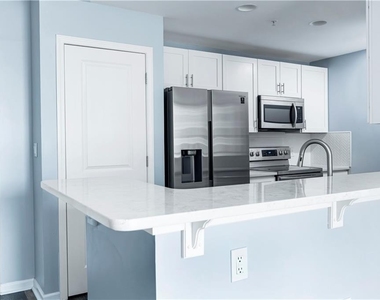 3040 Peachtree Road - Photo Thumbnail 7