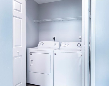 3040 Peachtree Road - Photo Thumbnail 16