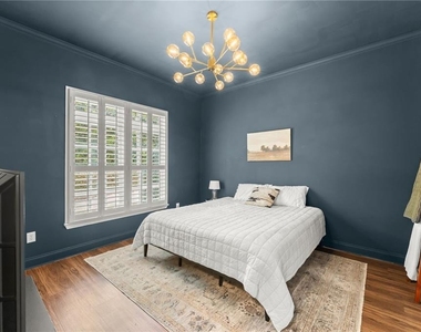 812 Creek View Lane - Photo Thumbnail 18