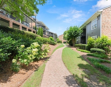 812 Creek View Lane - Photo Thumbnail 27