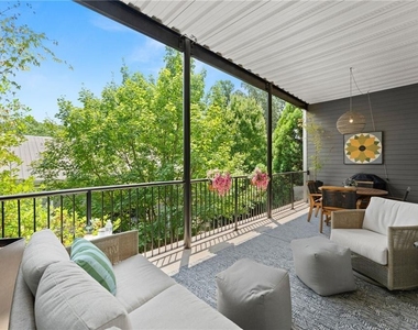 812 Creek View Lane - Photo Thumbnail 23