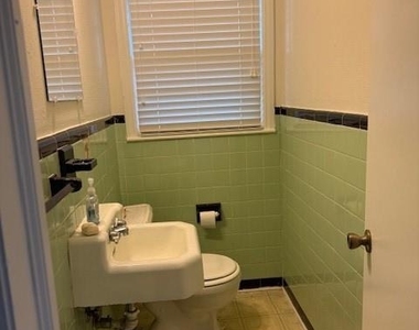 920 S Stone Mountain Lithonia Road - Photo Thumbnail 5