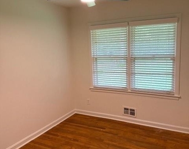 920 S Stone Mountain Lithonia Road - Photo Thumbnail 15