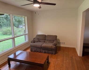 920 S Stone Mountain Lithonia Road - Photo Thumbnail 12