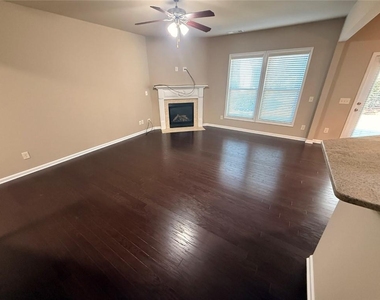 13256 Warrensville Cove - Photo Thumbnail 8
