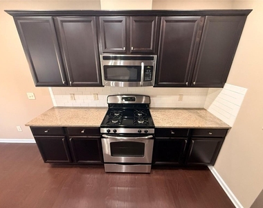 13256 Warrensville Cove - Photo Thumbnail 4