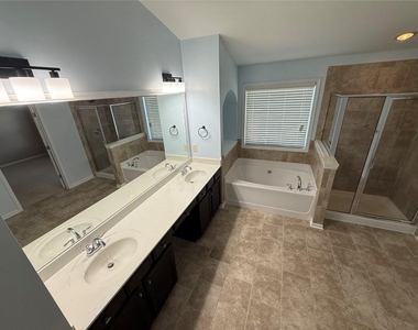 13256 Warrensville Cove - Photo Thumbnail 18