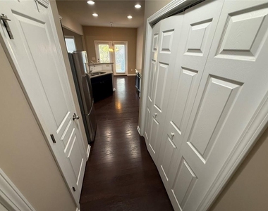 13256 Warrensville Cove - Photo Thumbnail 11