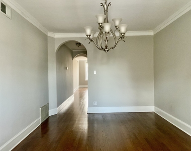 5511 W Diversey Avenue - Photo Thumbnail 18