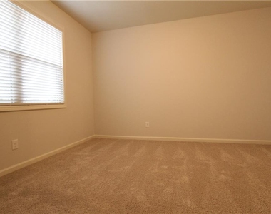5412 Falling Branch Court - Photo Thumbnail 12