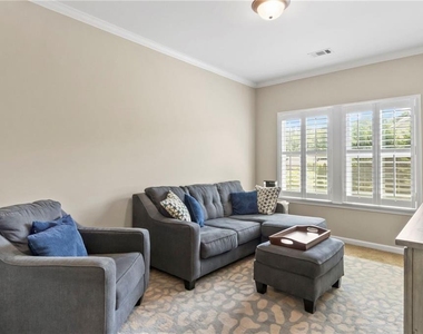 12460 Pindell Circle - Photo Thumbnail 16