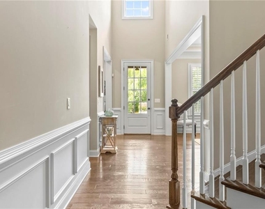 12460 Pindell Circle - Photo Thumbnail 3