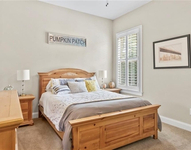 12460 Pindell Circle - Photo Thumbnail 18