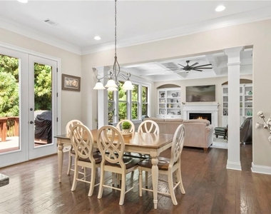 12460 Pindell Circle - Photo Thumbnail 6